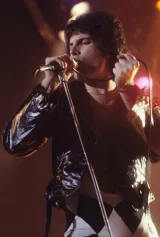 Freddy Mercury &ndash; The Show Must Go On cover