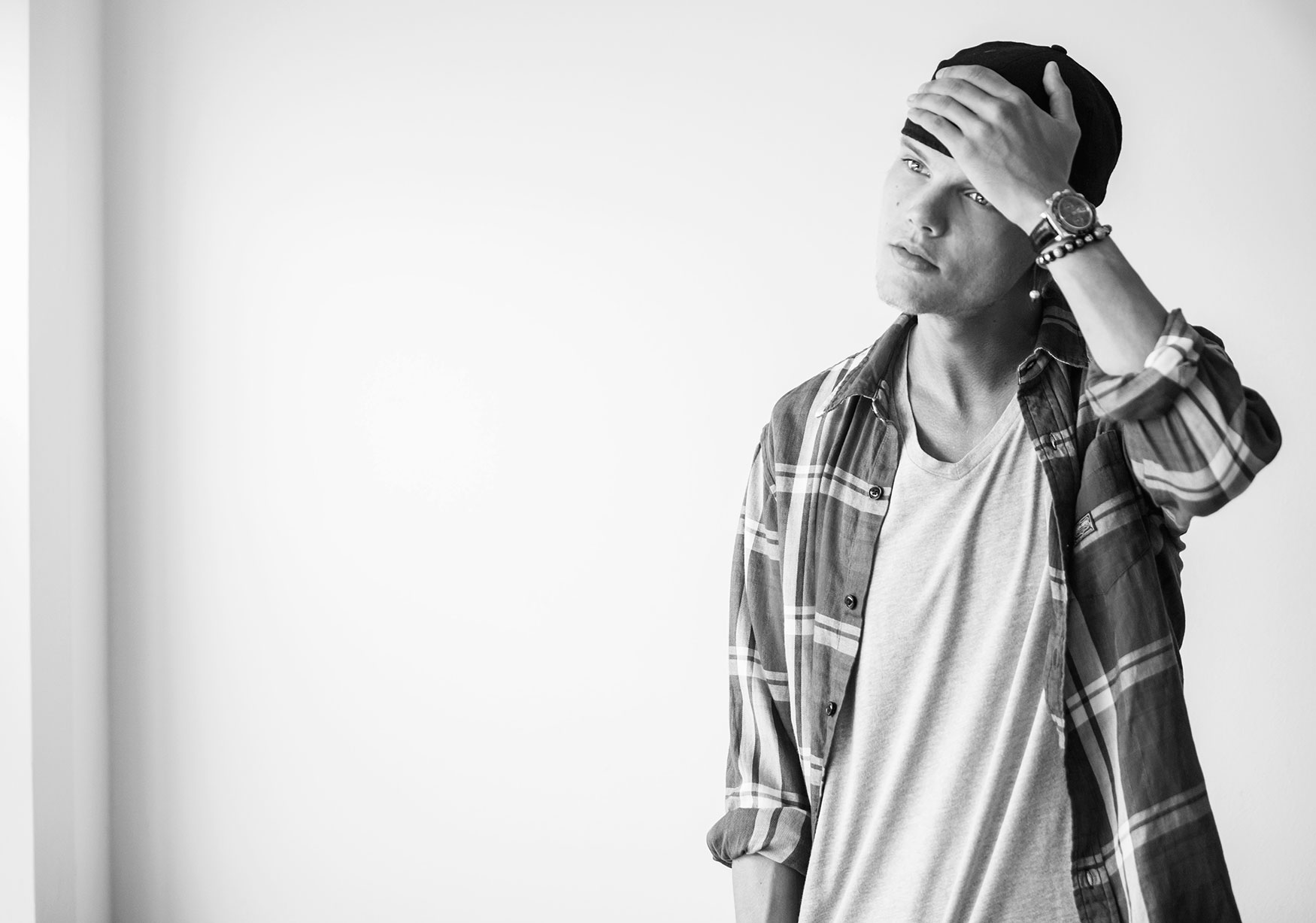 Avicii - Hey Brother cover art