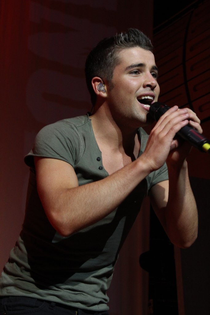 Joe McElderry – Ambitions cover